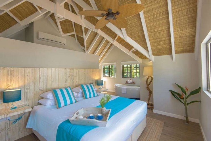 Le Nautique Luxury Waterfront Hotel