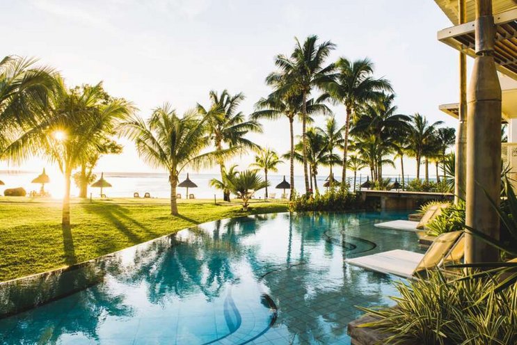 Victoria Beachcomber Resort & Spa